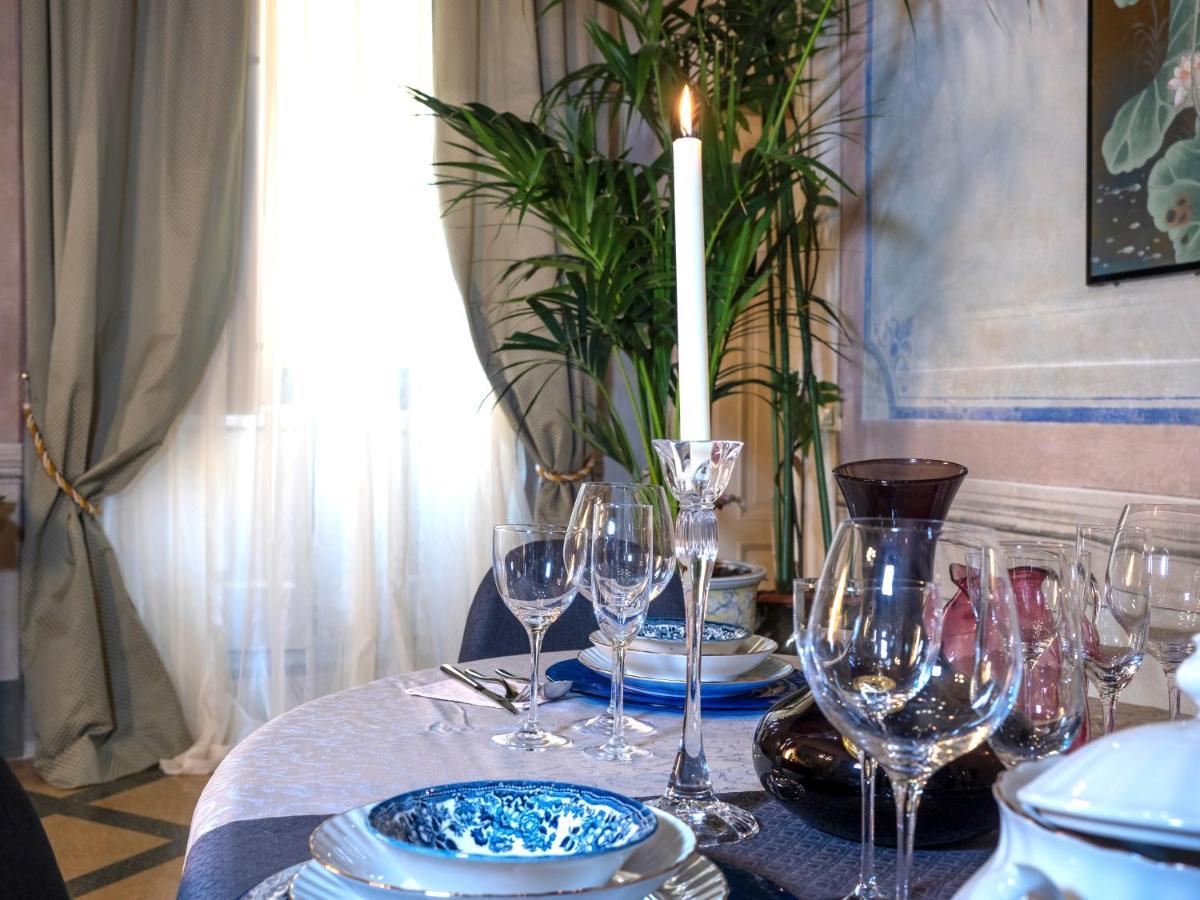 Luxury - Elegante Appartamento Nel Cuore Di ルッカ エクステリア 写真