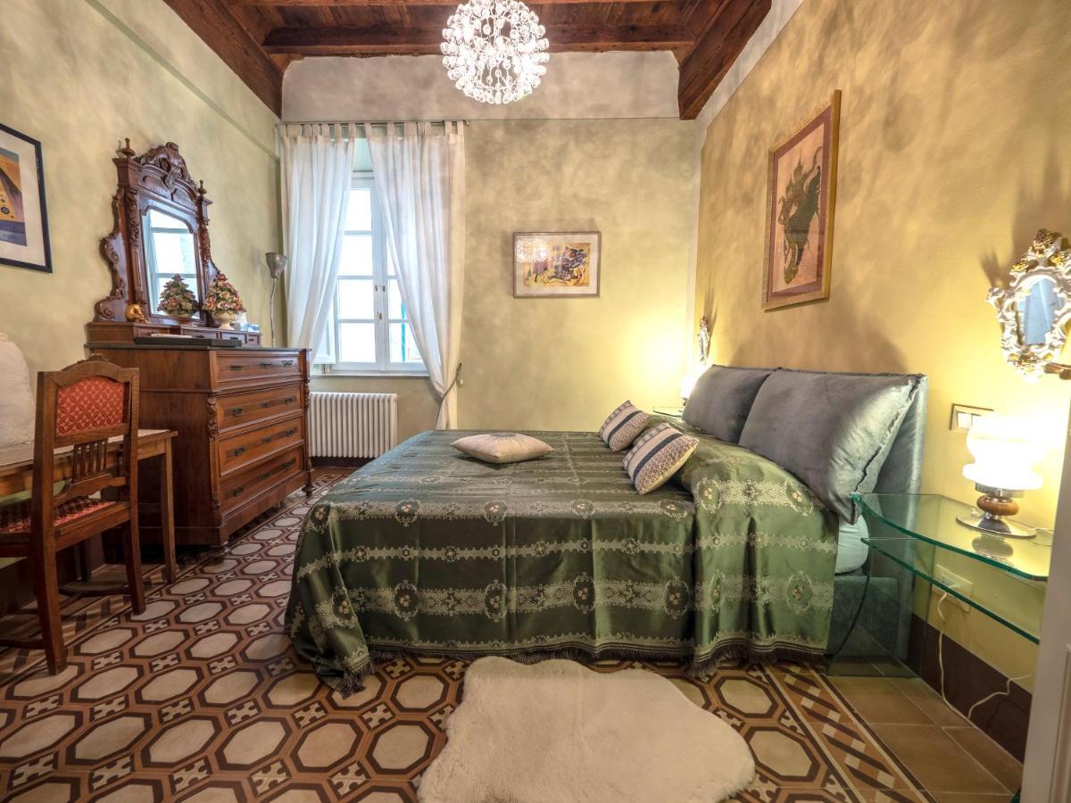 Luxury - Elegante Appartamento Nel Cuore Di ルッカ エクステリア 写真